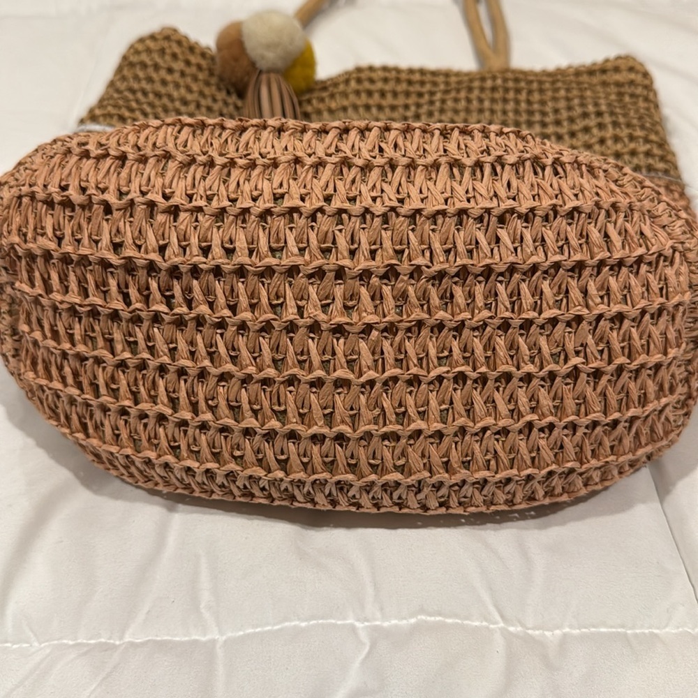 ⚫️⚫️ OLD NAVY COLOR-BLOCKED STRAW TOTE - Picture 8 of 9